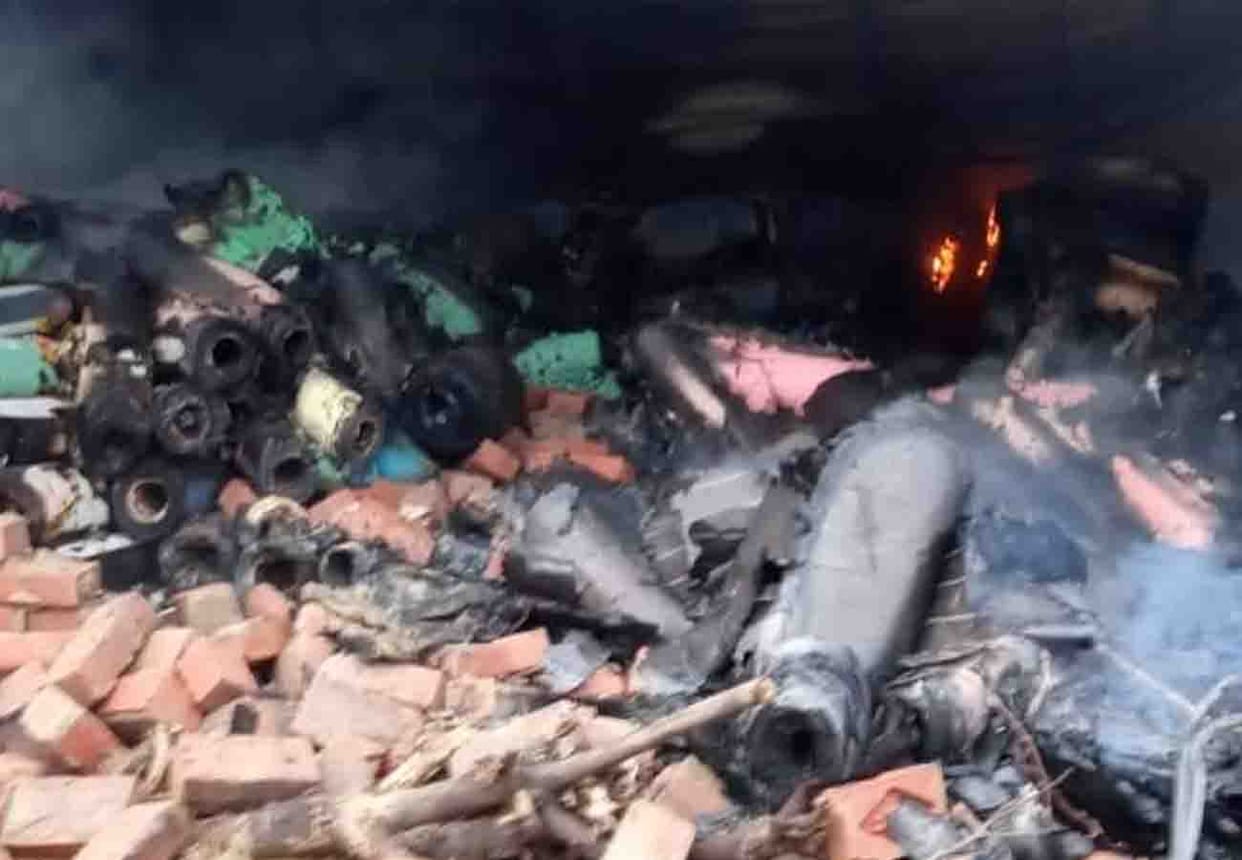 caught fire in kanpur dehat