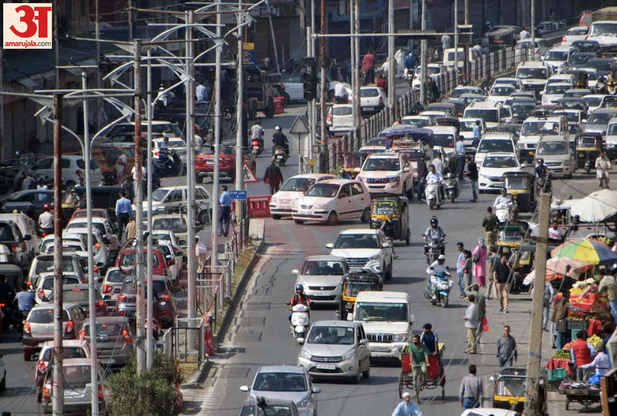 Jammu Kashmir government order 30 percent hike in public vehicle fares