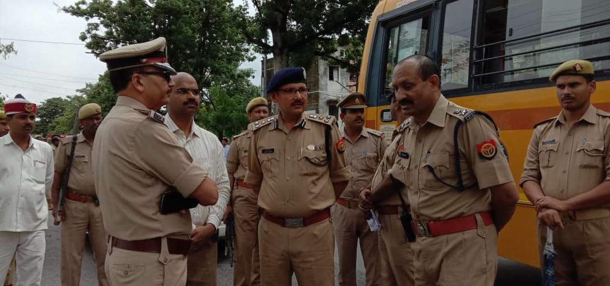 Ballia jail vacant, 863 detainees sent to Azamgarh and Ambedkar Nagar