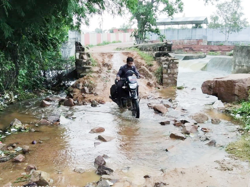 road destroyed cause of rain