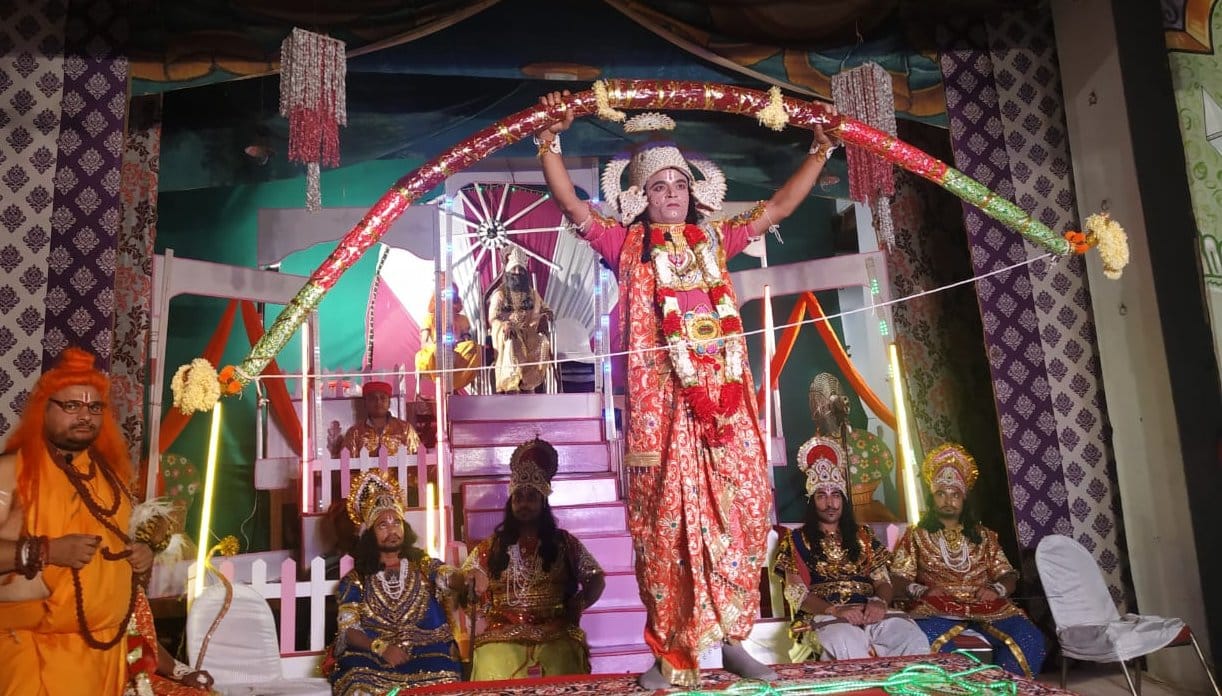Shriram broke Shiva's bow, Swayamvar with Sita