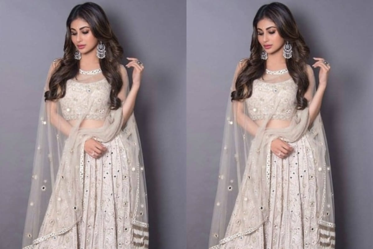 navratri 2019 get ready in traditional wear like mouni roy for dandiya night