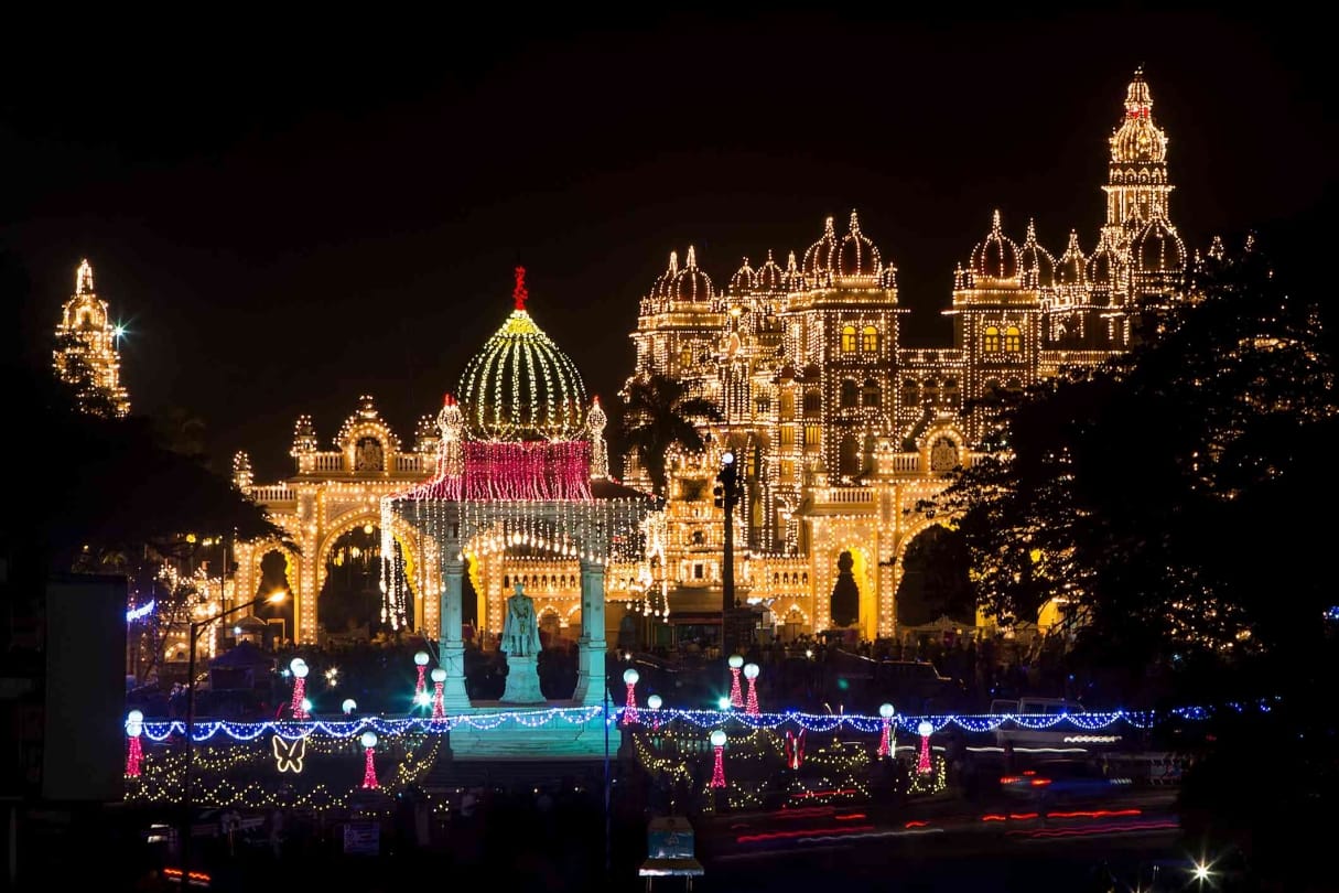 these are the five best place for navratri festival