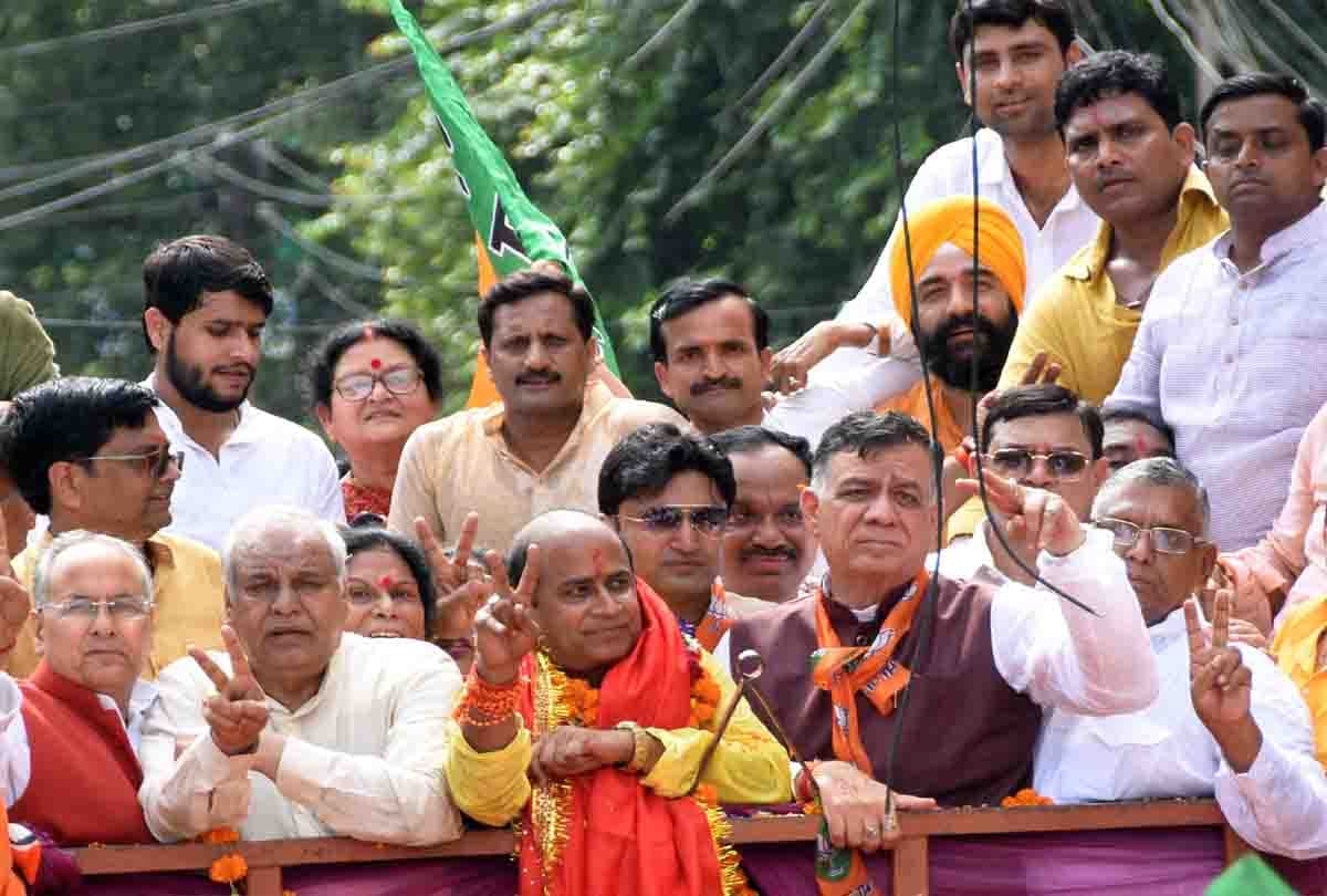 bjp's candidate surendra mathani filed nomination