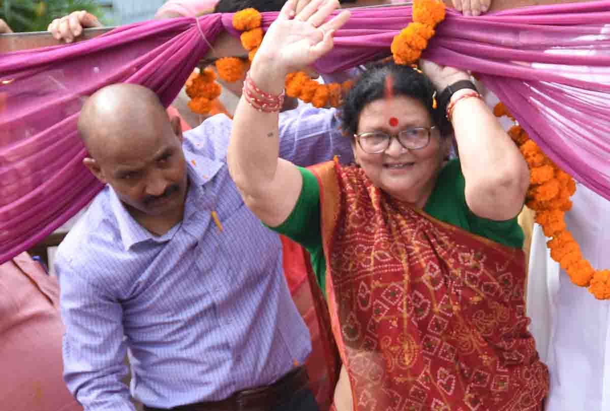 bjp's candidate surendra mathani filed nomination