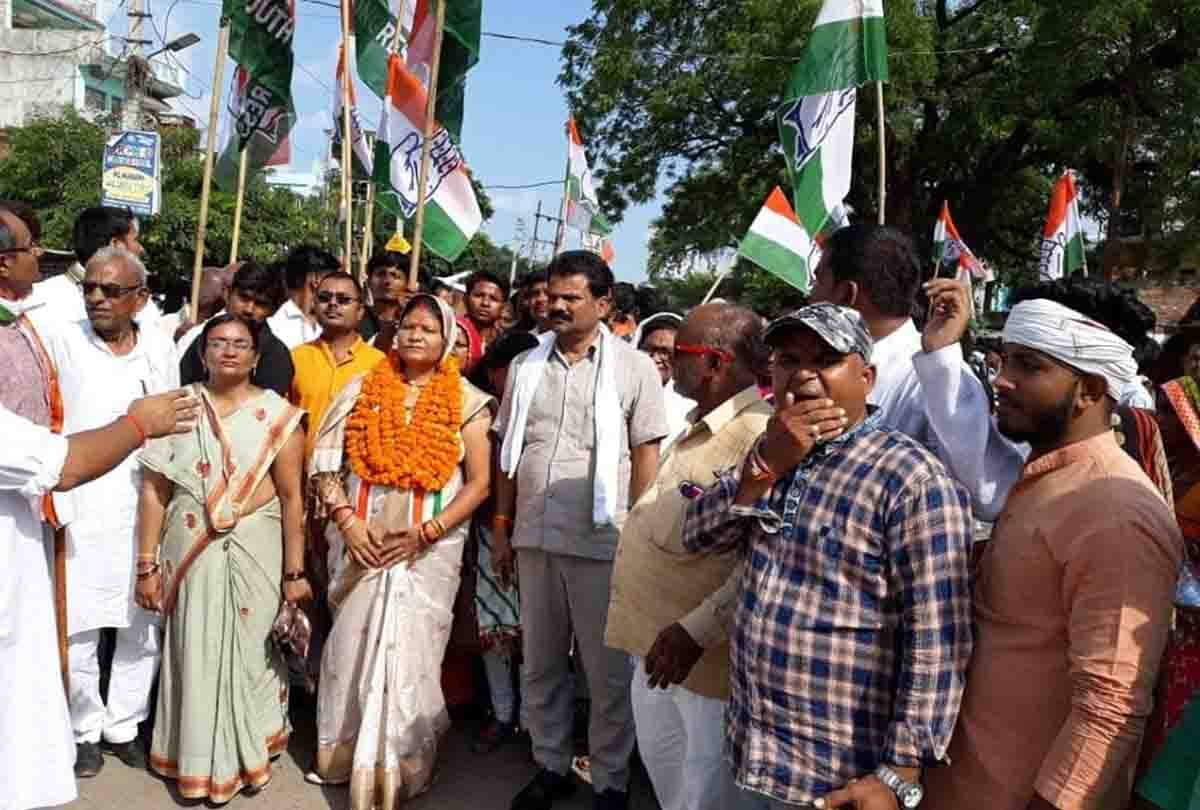 BJP, Congress, SP and BSP candidates filed nominations for by election up