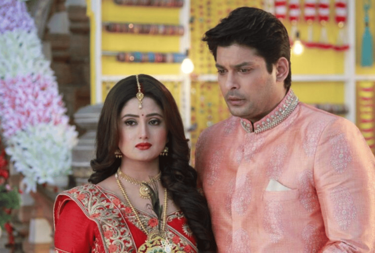 vaishnavi mahant talk about rashmi desai and sidharth shukla fight on set
