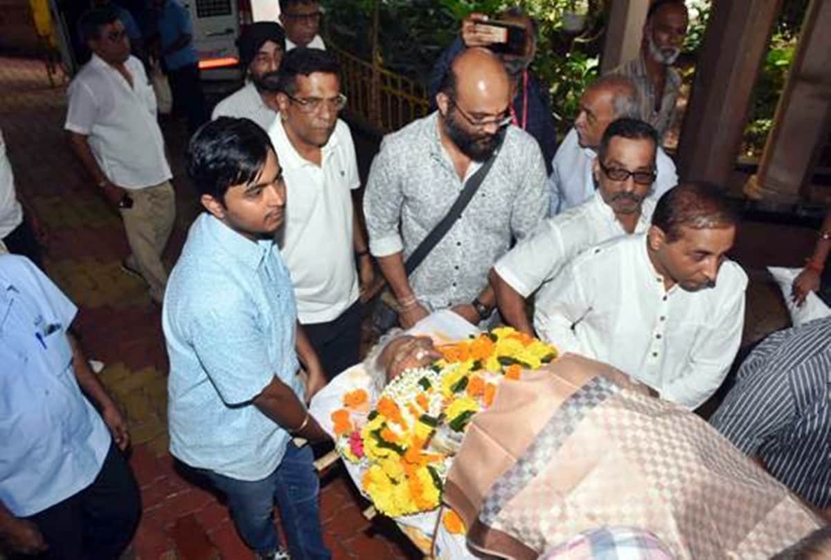 Jackie Shroff to Shreyas Talpade bollywood celebs reached Sholay actor Viju Khote prayer meet