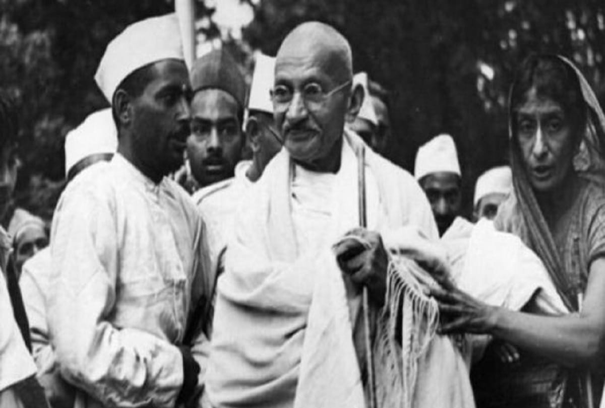 Gandhi Jayanti 2019 special Bapu was not allowed to enter temple in Kanyakumari