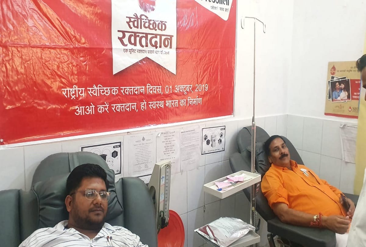 Amar Ujala Blood donation camps in Hapur and Bulandshahr