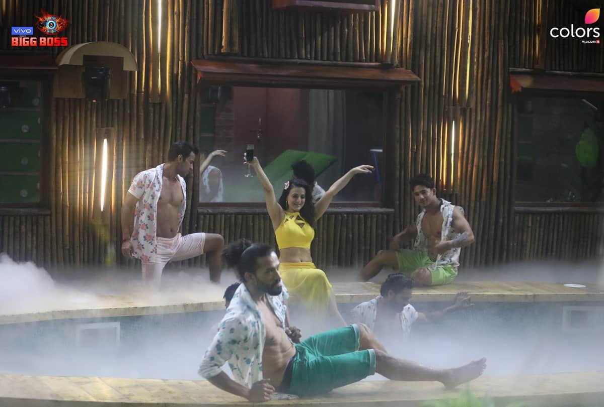 Bigg Boss 13 Salman Khan show know all about contestants and task