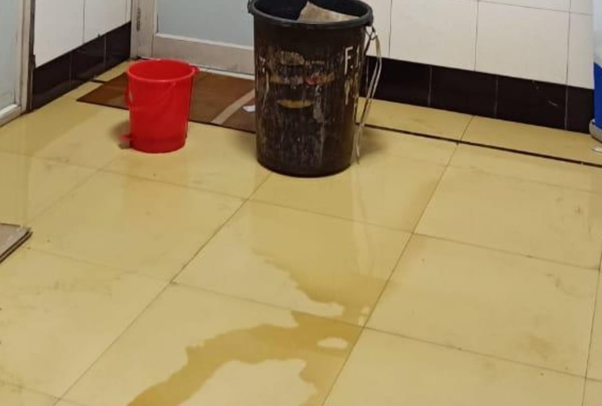 poor condition of dialysis unit of KGMU