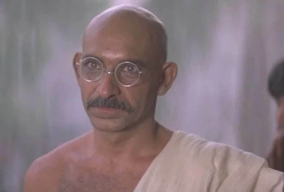 mahatma gandhi birth anniversary these actors played role in silver screen