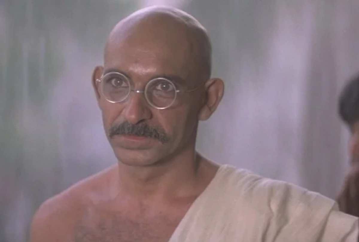mahatma gandhi birth anniversary these actors played role in silver screen