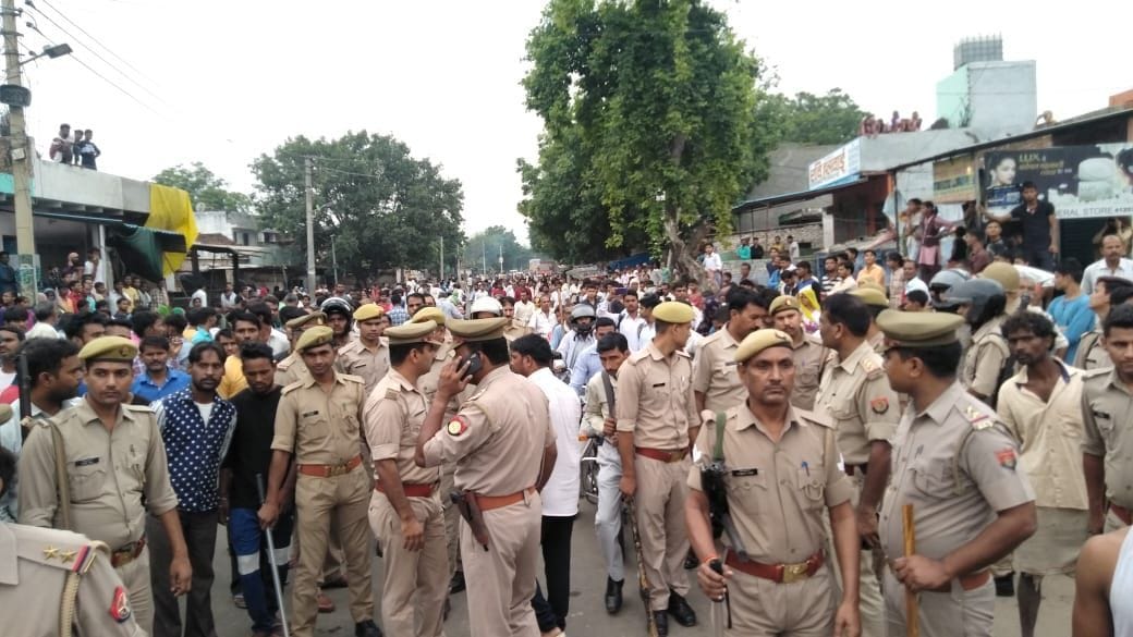 A girl child dead in accident, jam-hangama
