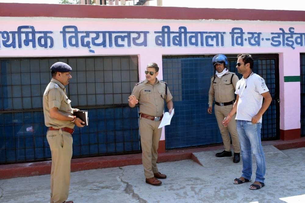 Police inspects sensitive booths