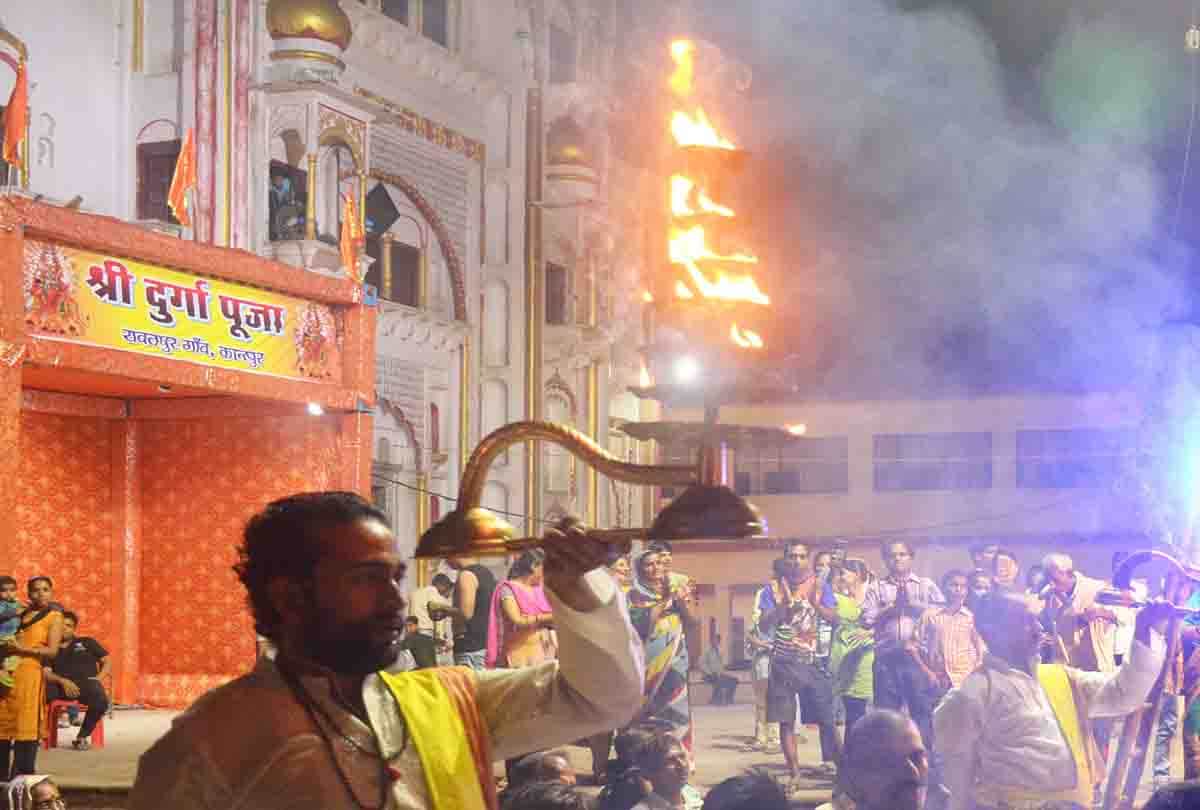 ganga aarti in ram lala temple kanpur