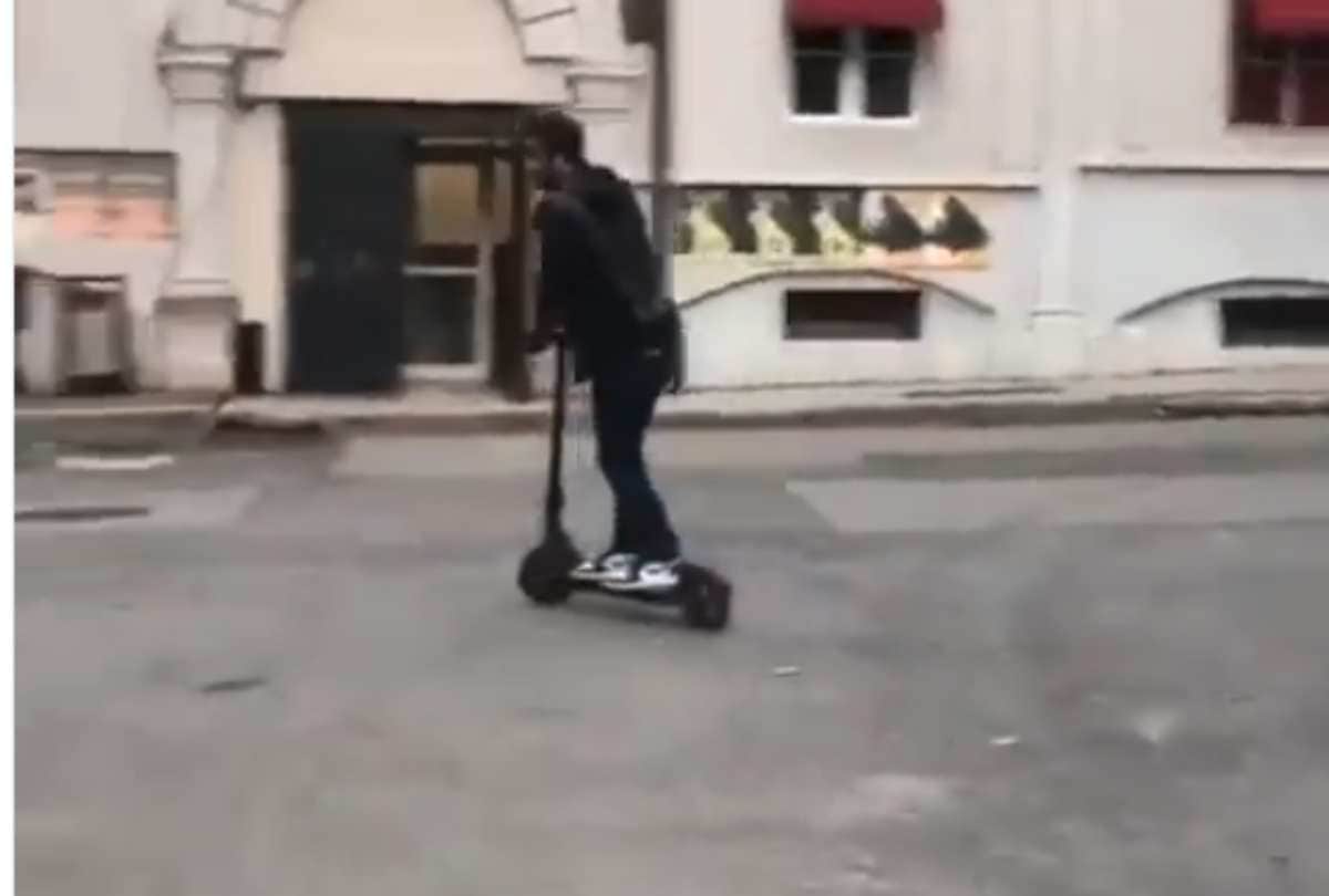 ranbir kapoor scooter ride in nyc video viral
