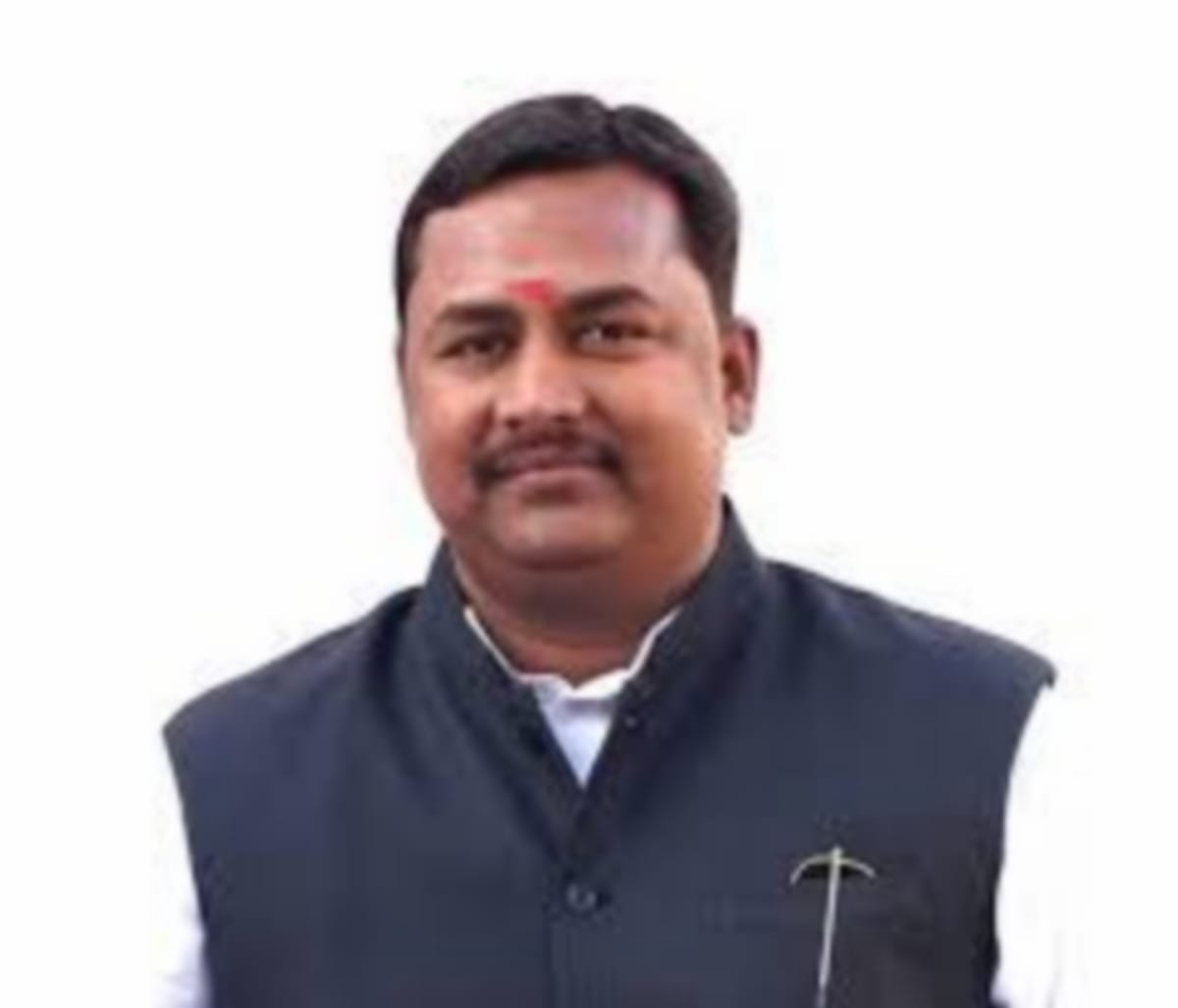Nagar Panchayat president shot in sonbhadra