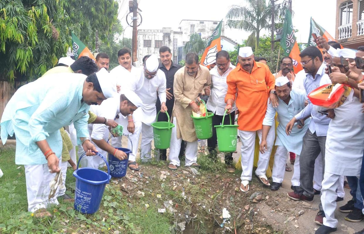 Realize Mahatma Gandhi's dream of clean India: Neeraj