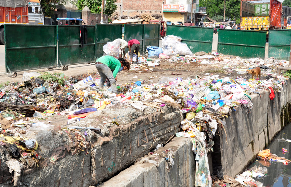 'Bapu we are ashamed, the city is still dirty'