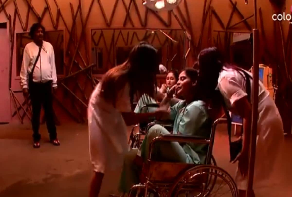 Bigg Boss 13 hospital task Siddharth Shukla Aarti Singh rashmi desai Tortured By Housemates