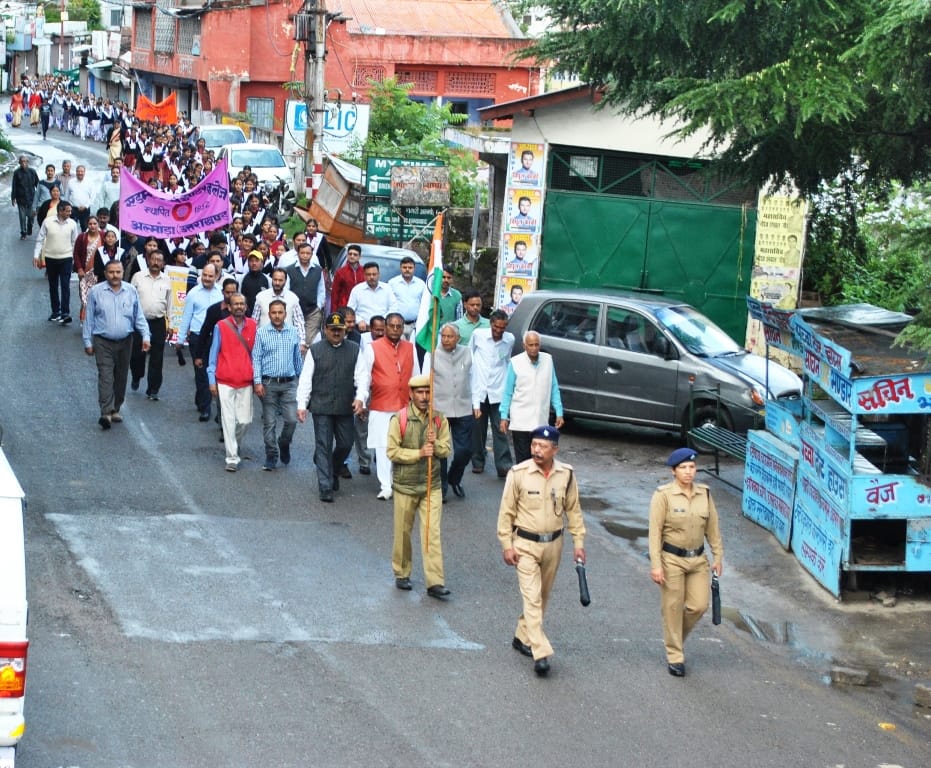 Prabhatferi came out on Gandhi and Shastri Jayanti