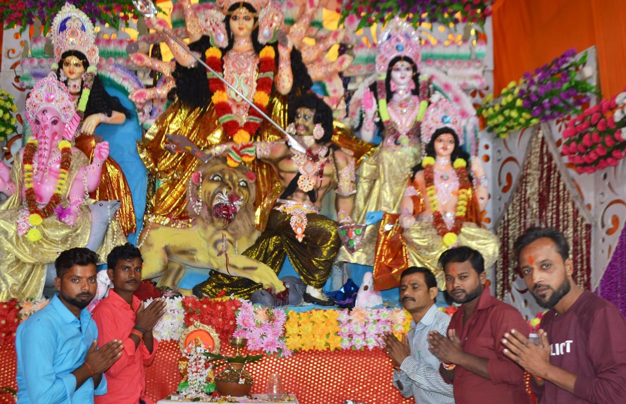 Worshiped mother Kushmanda and asked for blessings