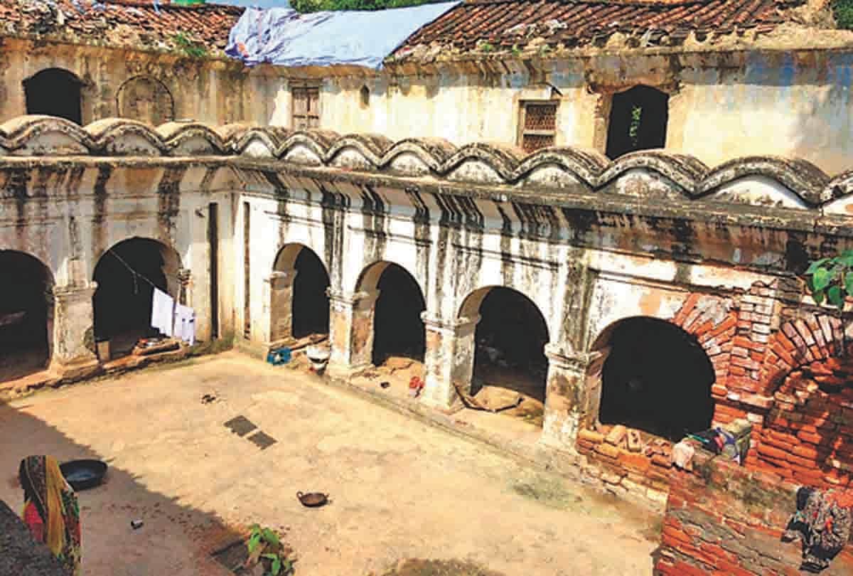 Bapu removes foreign in Pratapgarh, Khadi adopt