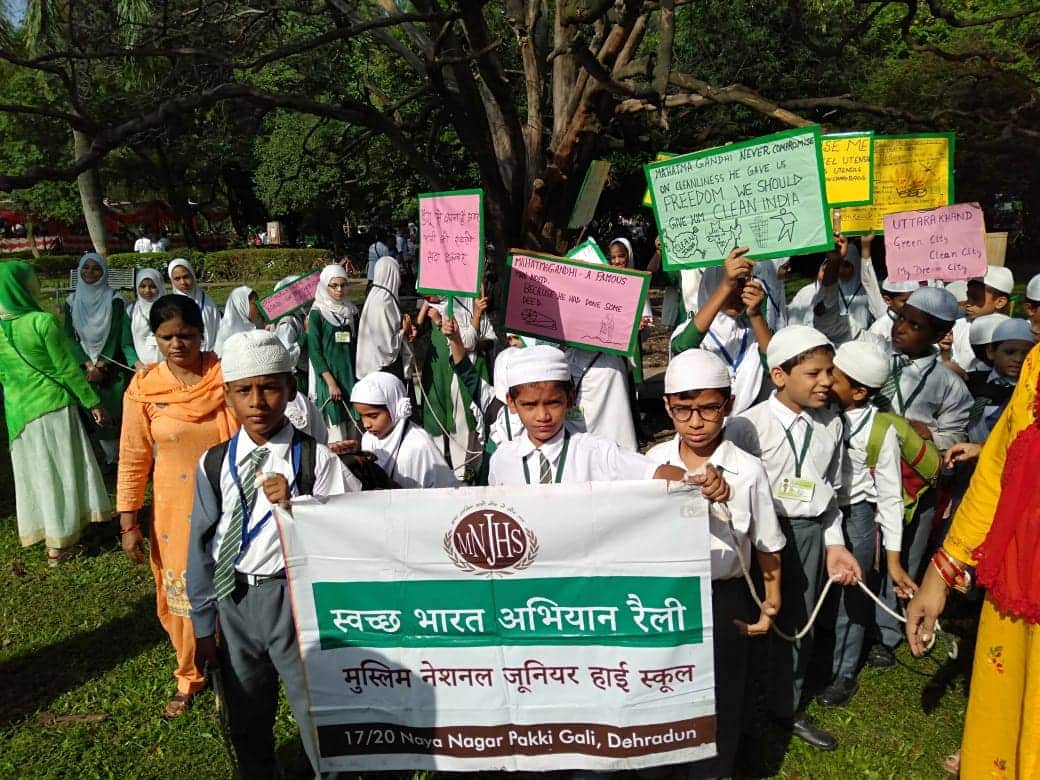 Gandhi Jayanti 2019 uttarakhand BJP and Congress padyatra, children remembered beloved Bapu