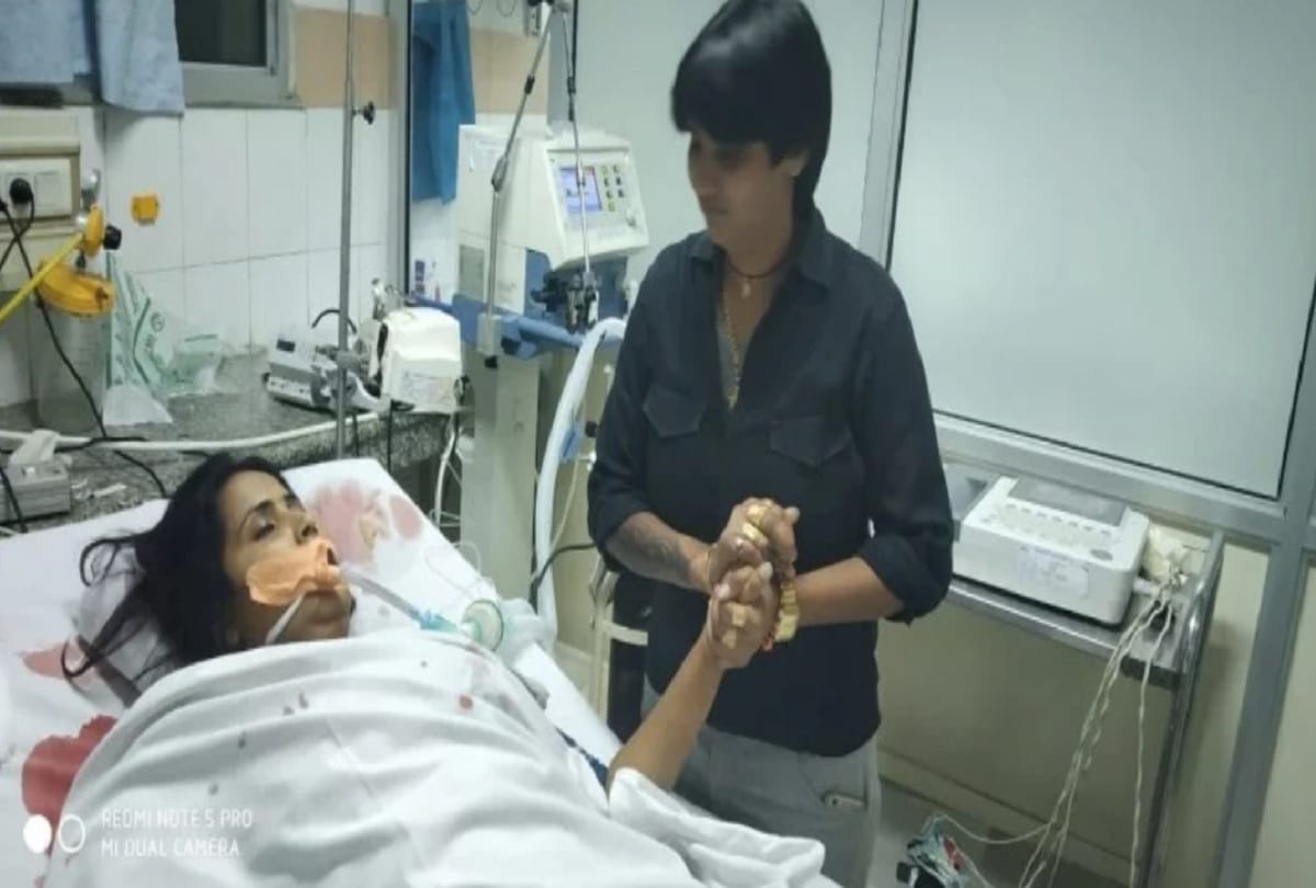 Ragani Singer shoot dead by bike riders in greater noida