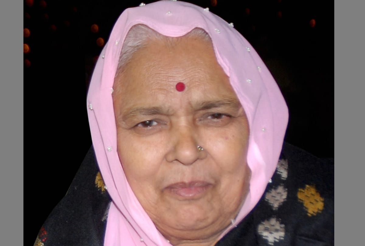 Amar Ujala Editor Indu shekhar pancholi mother Kamla pancholi died
