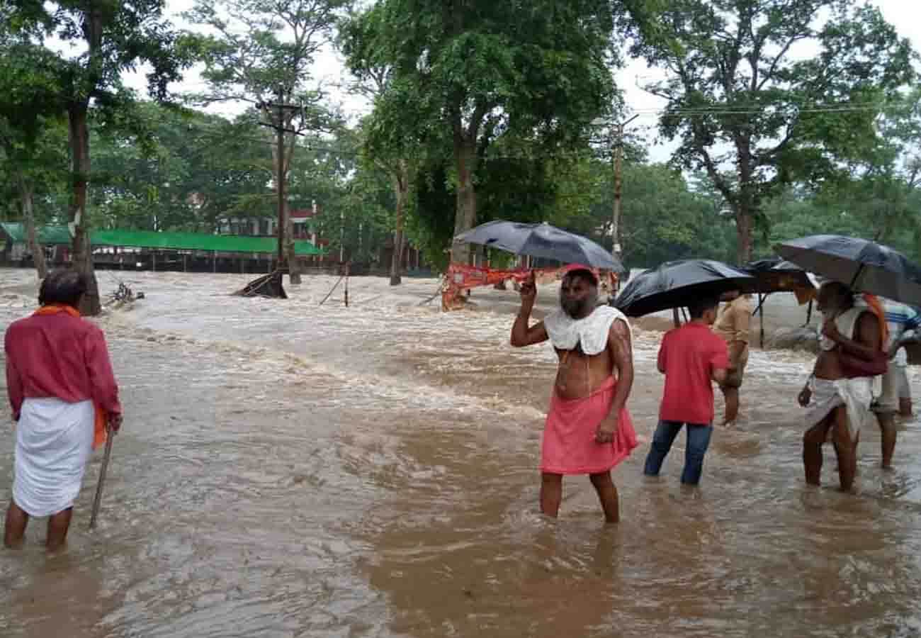 Mandakini river water level increased due to continuous rain in Chitrakoot