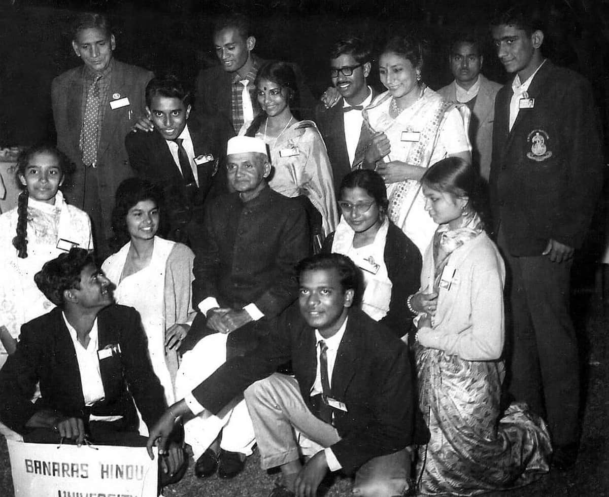 Lal Bahadur Shastri Death Anniversary 2022 Mysterious Death unknown Facts