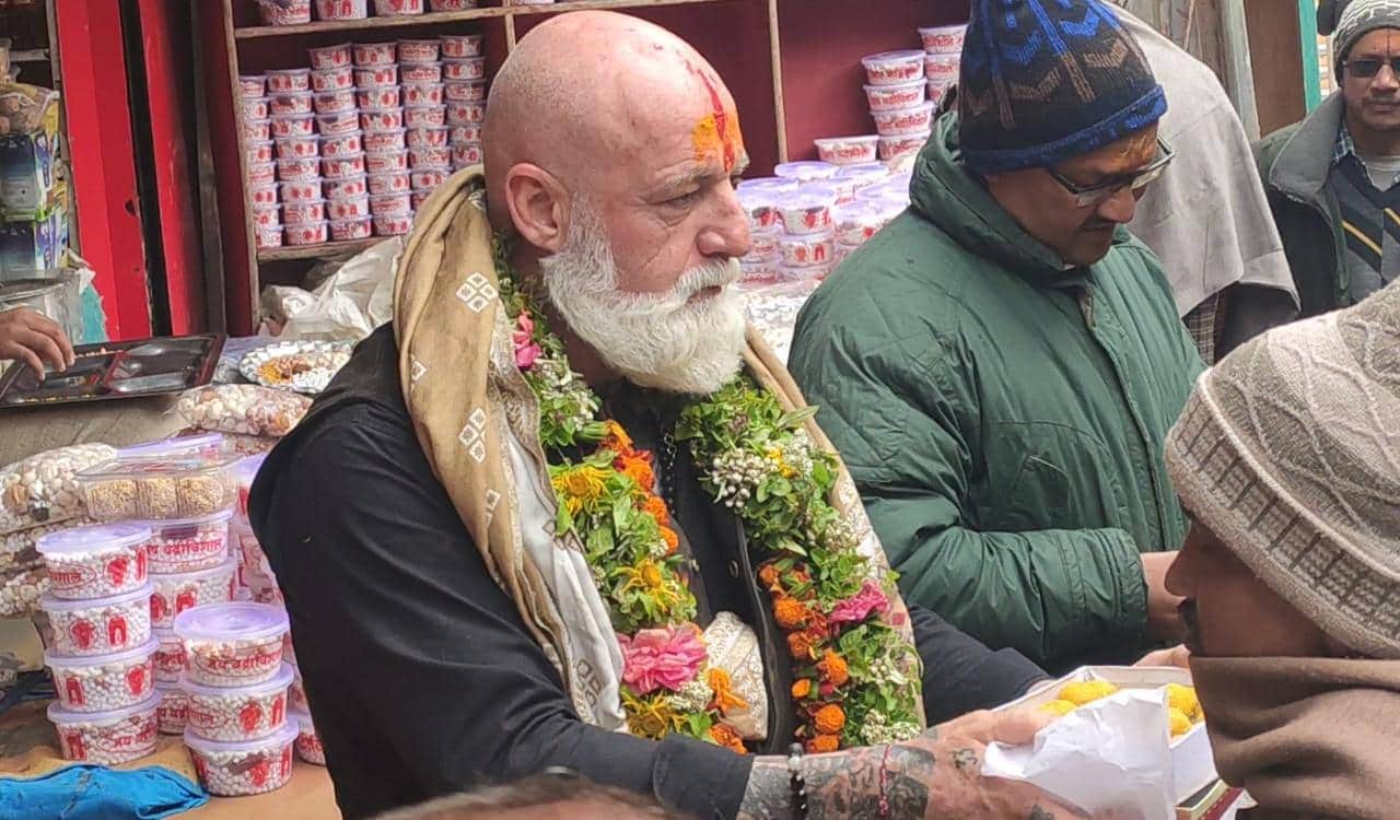 Australian couple hindu marriage in Badrinath