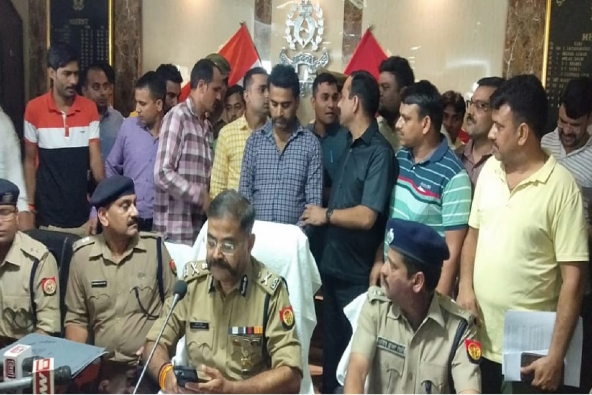ADG Prashant Kumar busts a gang in Meerut