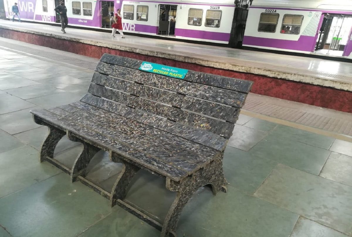 Indian Railways 3 benches made of recycled plastic have been installed at Churchgate station