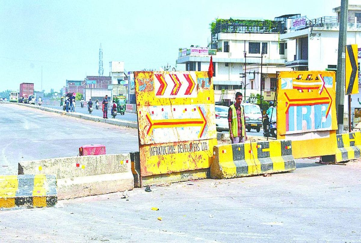 High Speed Truck Crush Bike One dead Accident News Agra