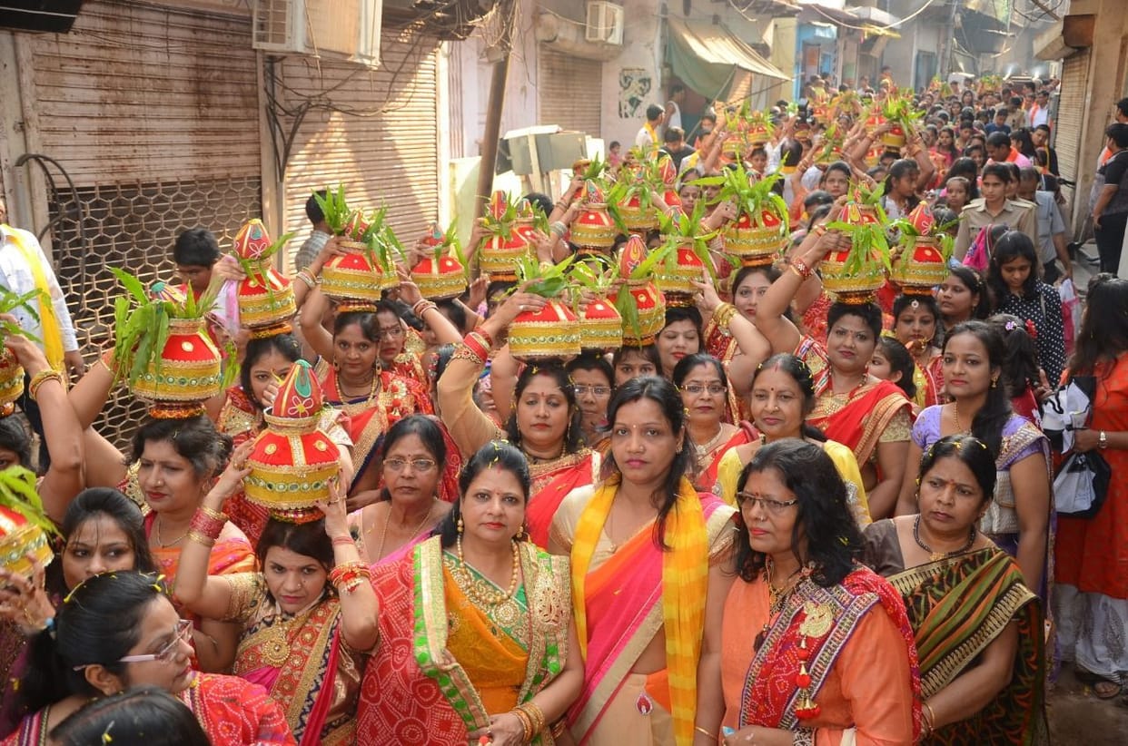 maharaja agrasen ki jayanti me nikli sobhayatra