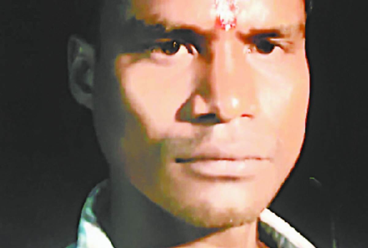 car driver died in road accident in lucknow