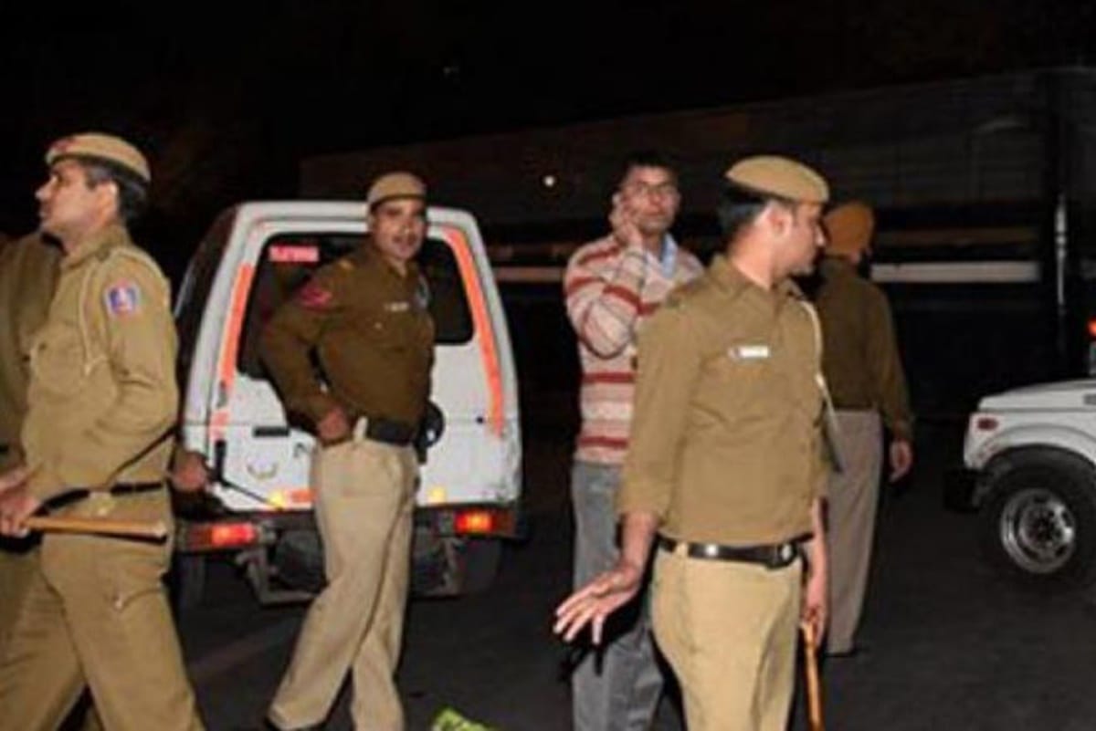 Big revealing about professor who committed suicide after killed his mother in delhi