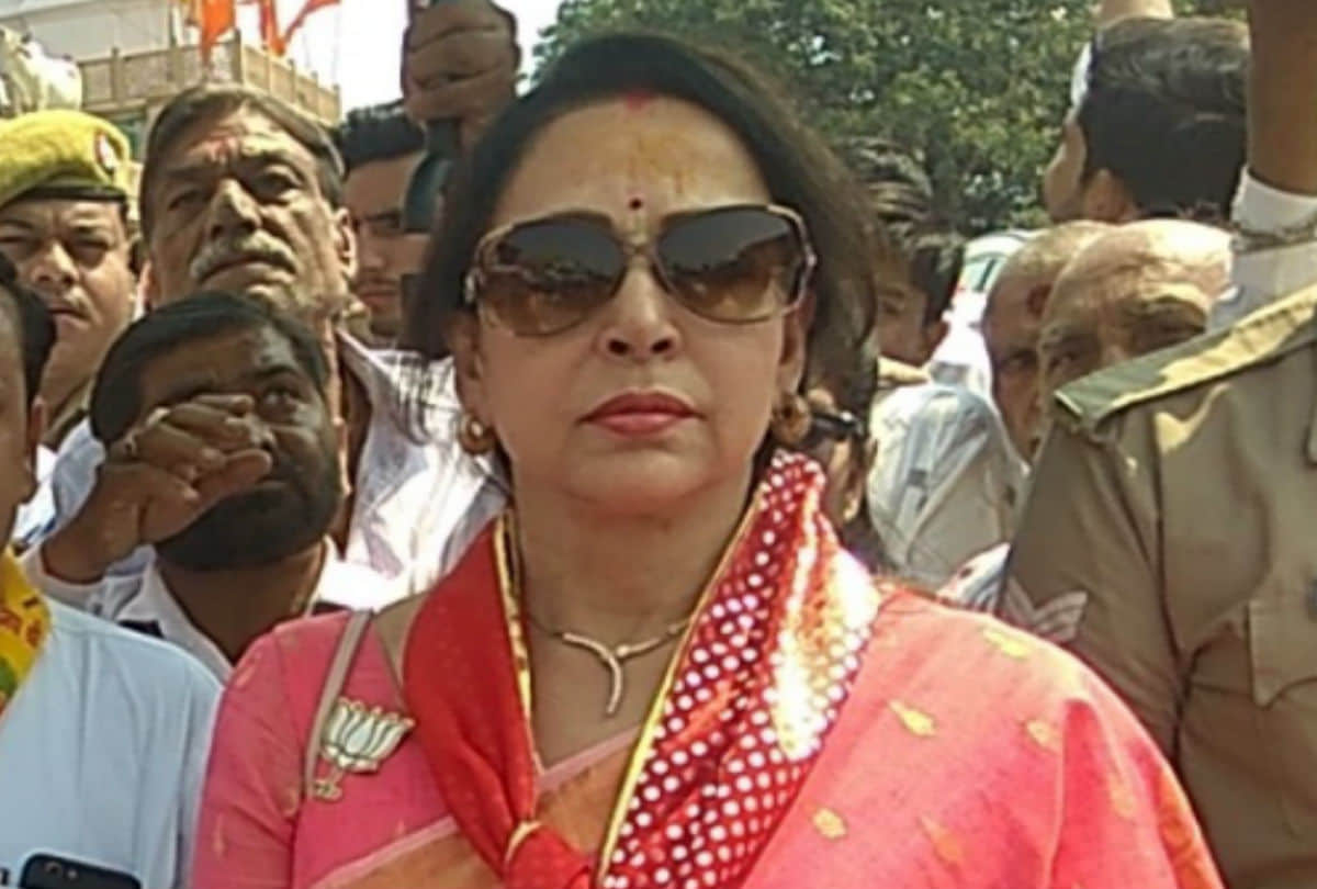 Hema Malini Reached Gandhi Sankalp Padyatra For Plastic Free India in Kosikalan Mathura