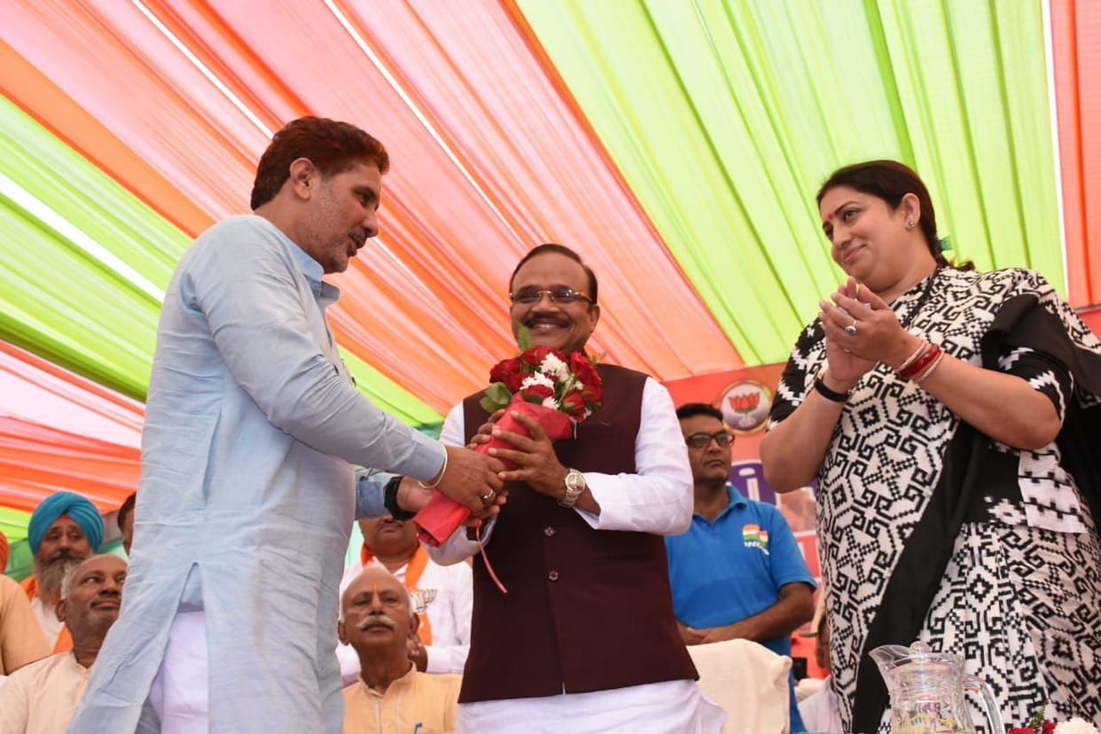 politics, smriti irani, public meeting, nomination, fatehabad