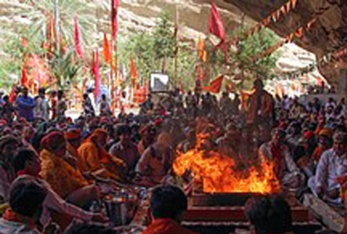 Hinglaj Shakti Peeth Story, See Mata Sherawali temple pictures