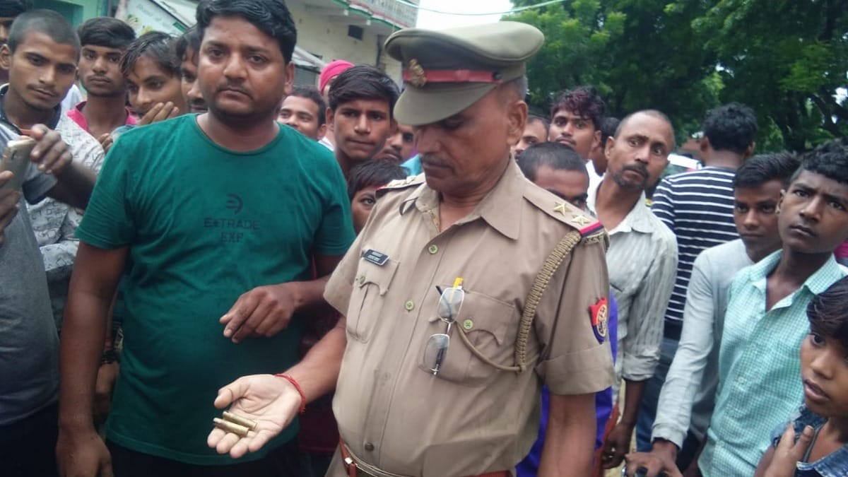 man died gun shot firing in jalalpur jaunpur