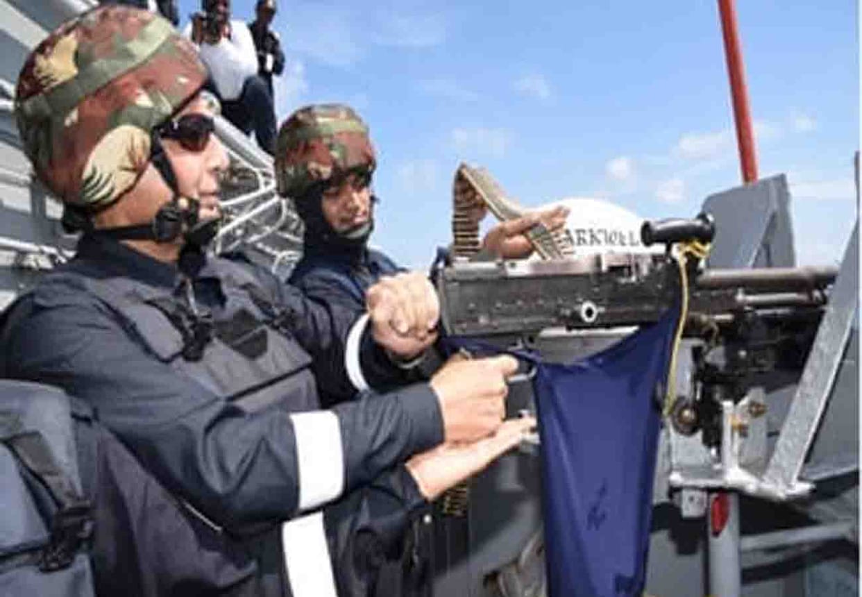small arms factory machine gun on ins vikramaditya very soon