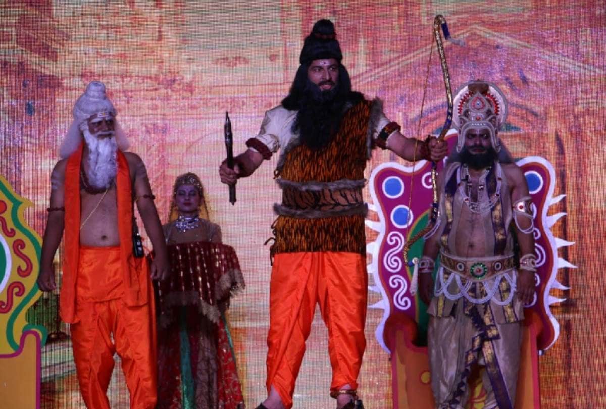 ramleela manoj tiwari performs parshuram raise nrc issue there says will demolish sins of delhi