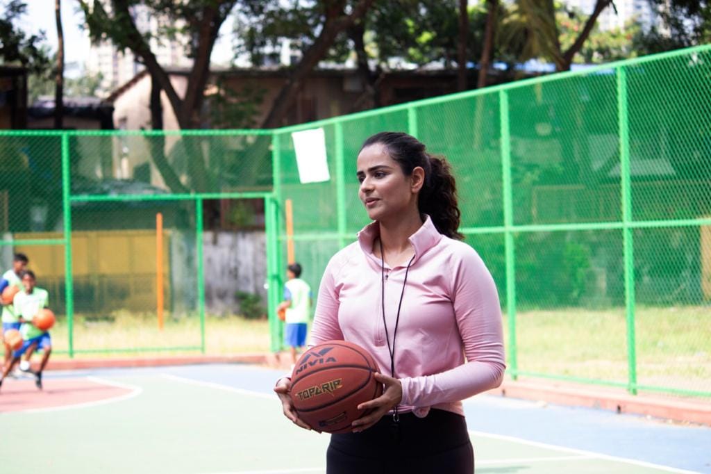 Mamangam actress Prachi Tehlan celebrates her birthday with children to play Basketball