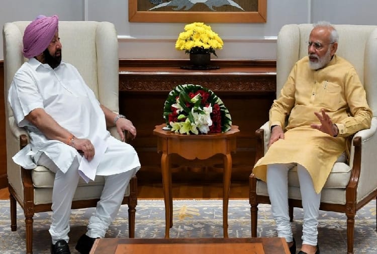 CM Captain Amarinder Singh meets PM Modi and invites on 550th Prakash Parv