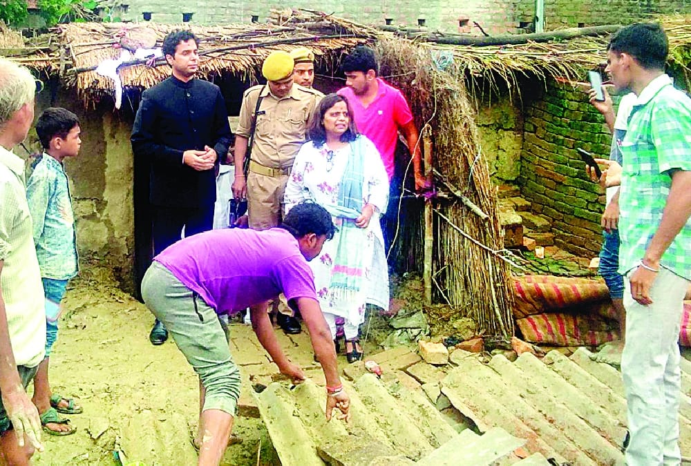 Death of mother and her two sons due to collapse of mud house roof
